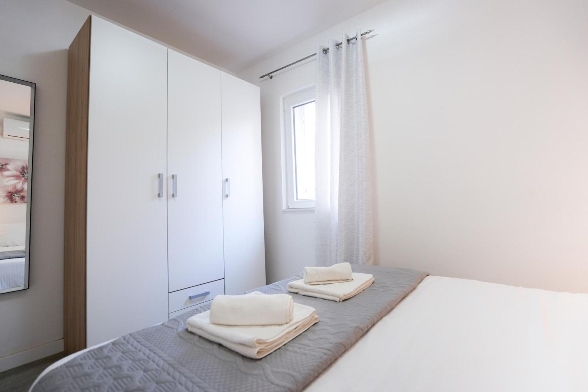 Apartment Kaya Prime Location In Old Town ザダル エクステリア 写真